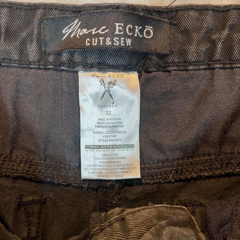 Marc Ecko Cut And Sew‎ Mens Black Shorts Size 32 Distressed Motto - Picture 7 of 12